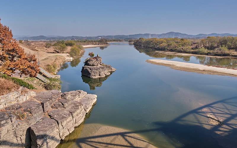 정암루(솥바위)