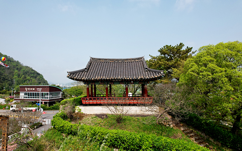 정암루(솥바위)