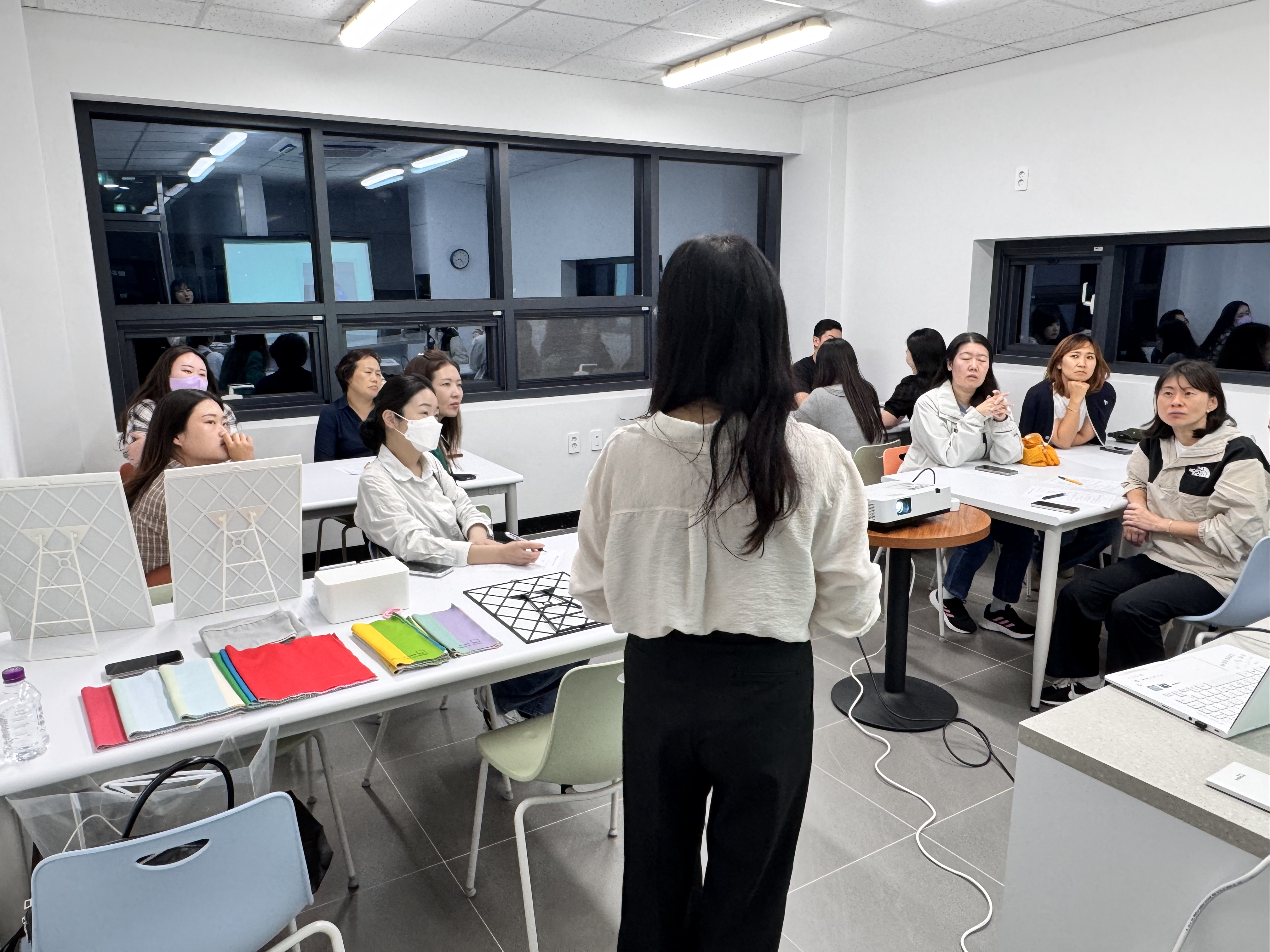 청춘만개 25년 10월 <퍼스널 컬러> 원데이 클래스